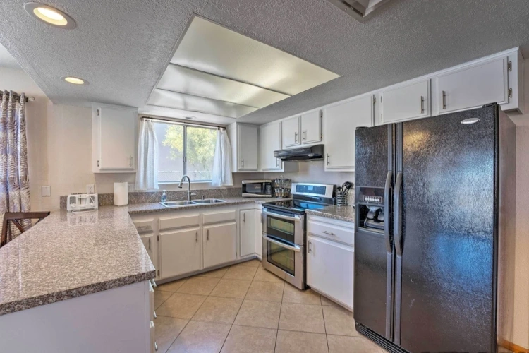 3 Bedrooms Cottage