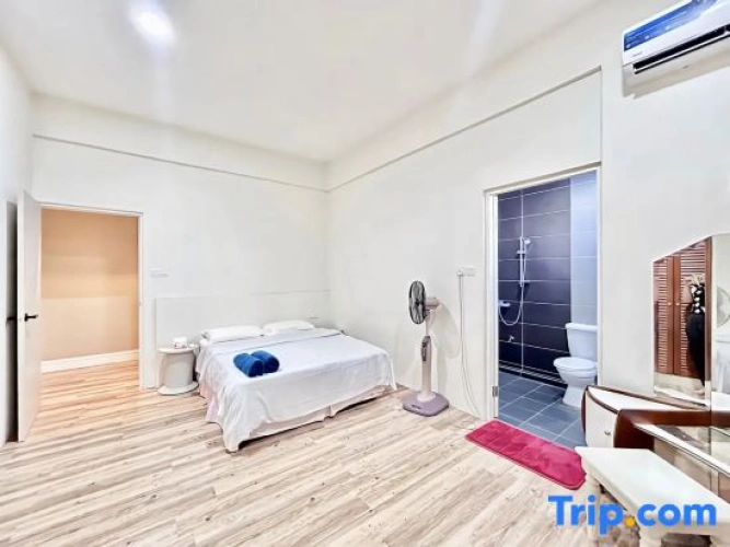 3 Bedrooms Cottage