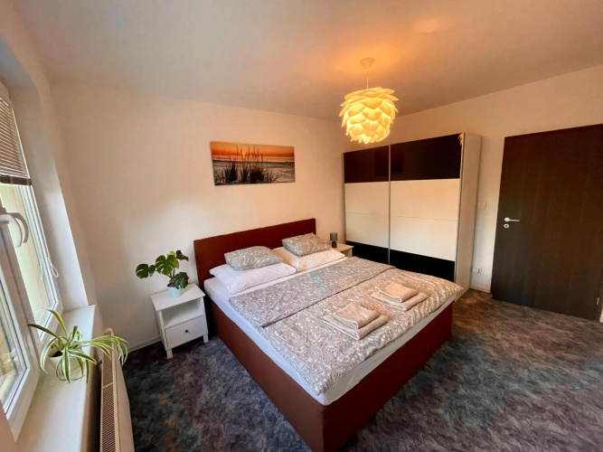 Apartment Rosnička with King Bed, Balcony, Free Parking