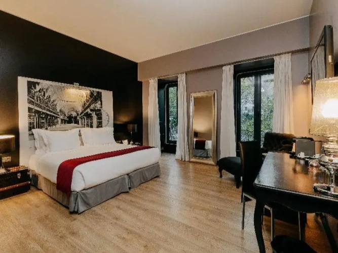 Standard Double room with view