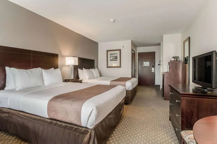 Quality Inn
