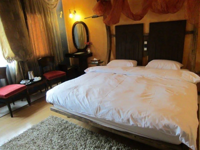 Ferdowsi International Grand Hotel