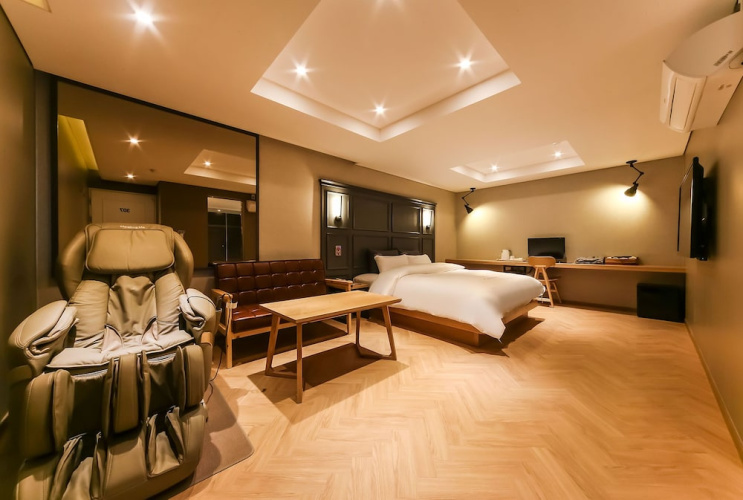 Cherish Hotel