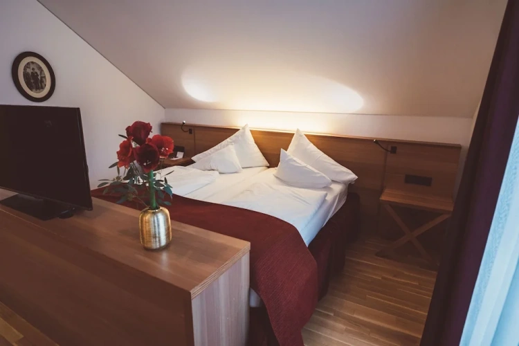 Double Heritage Junior Suite