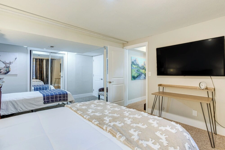 4 Bedrooms Cottage