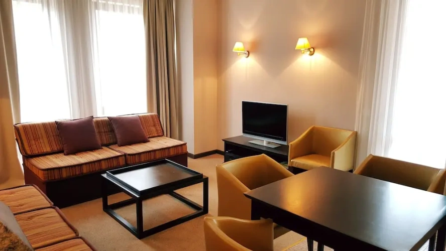 1 Bedroom Apartment with balcony