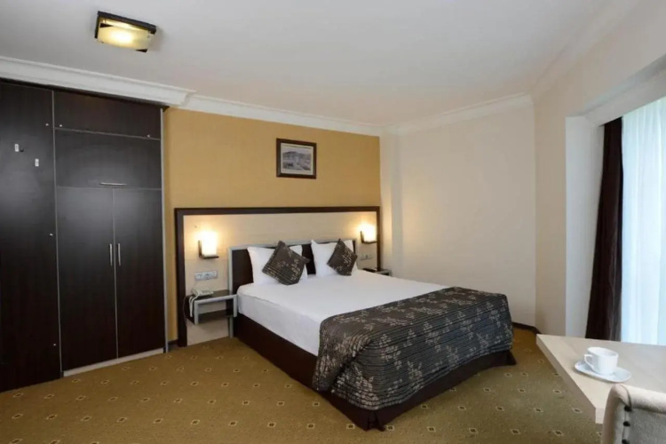 Hotel Ismira