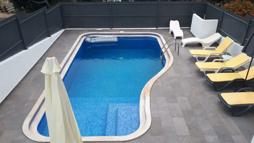 Marina Vila Apartment With Pool