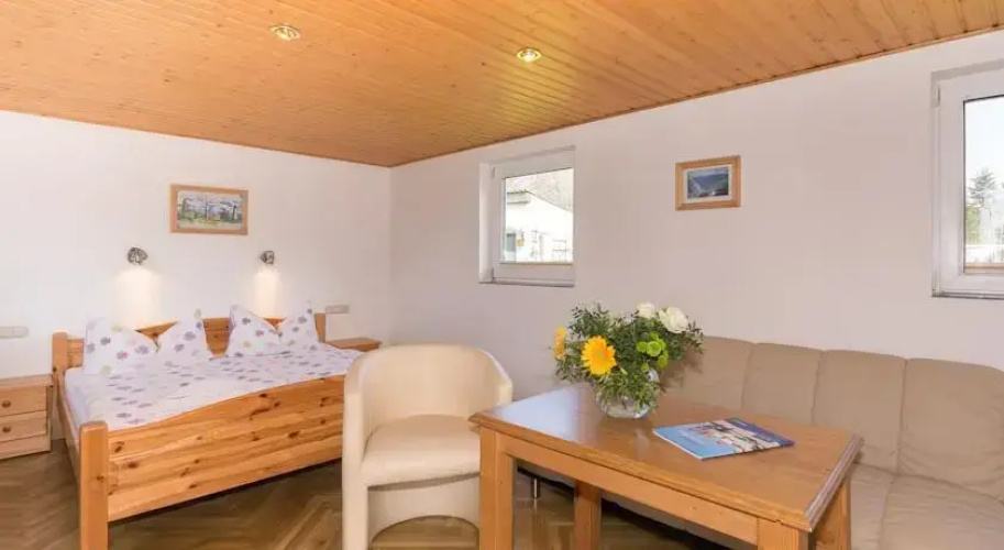 Pension  Ferienanlage Middel