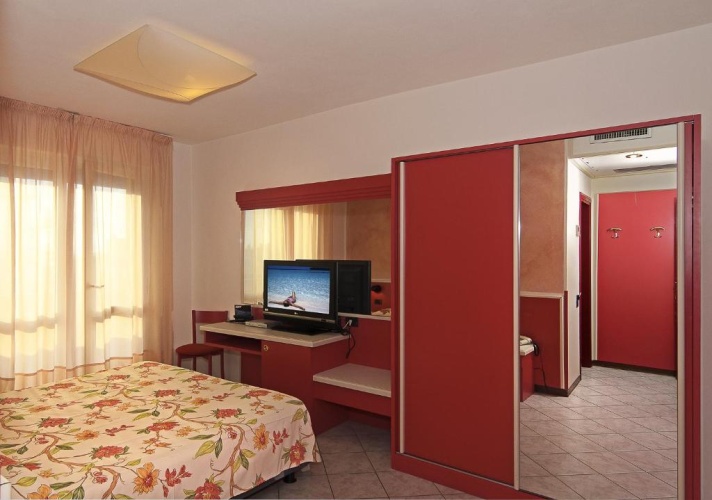 Standard Quadruple room with balcony