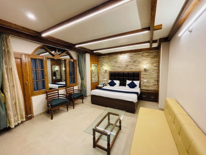 Superior Double room with balcony and with view