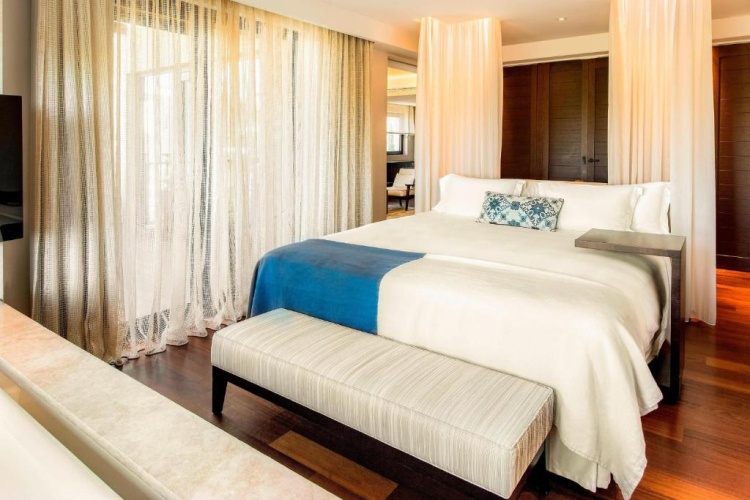 1 Bedroom Grand Double Suite with balcony and with garden view