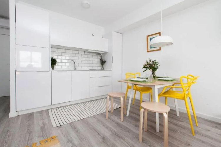Pop Art, Apartamento Molviedro 304