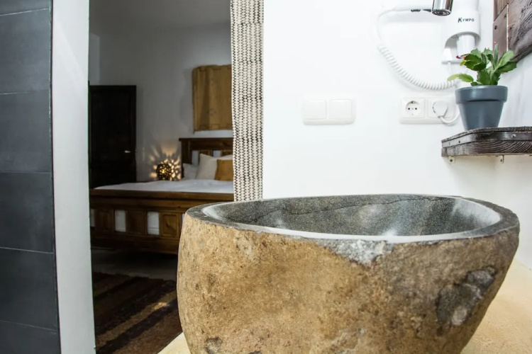 Casa Tahiche - Jacuzzi, WIFI & BBQ