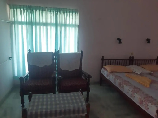 Hotel Peacock