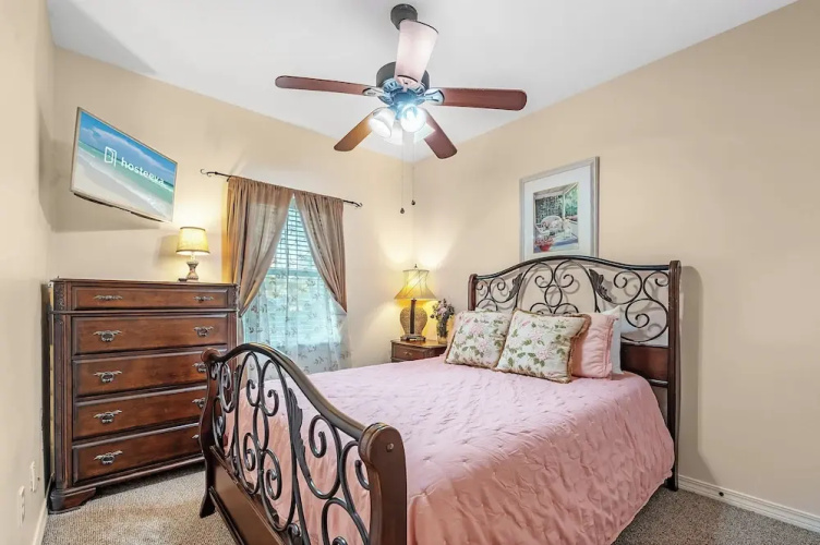 Romar Lakes 104B