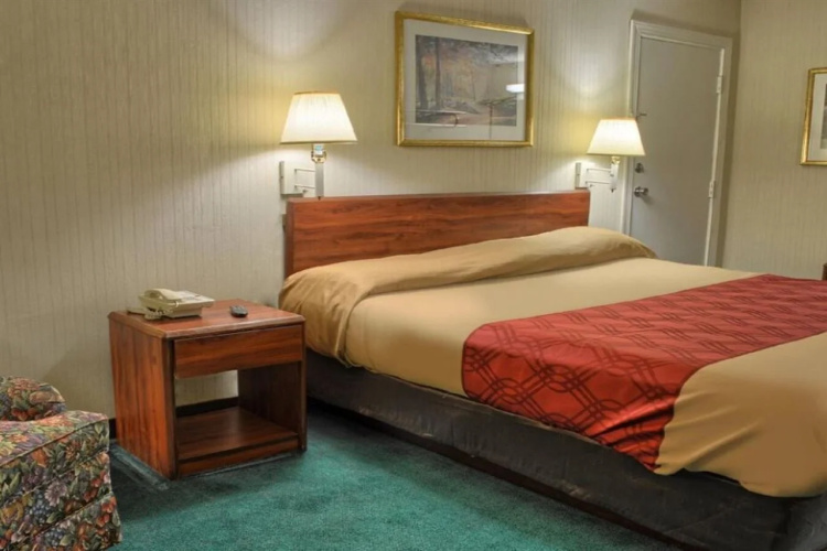 Knights Inn Ashland