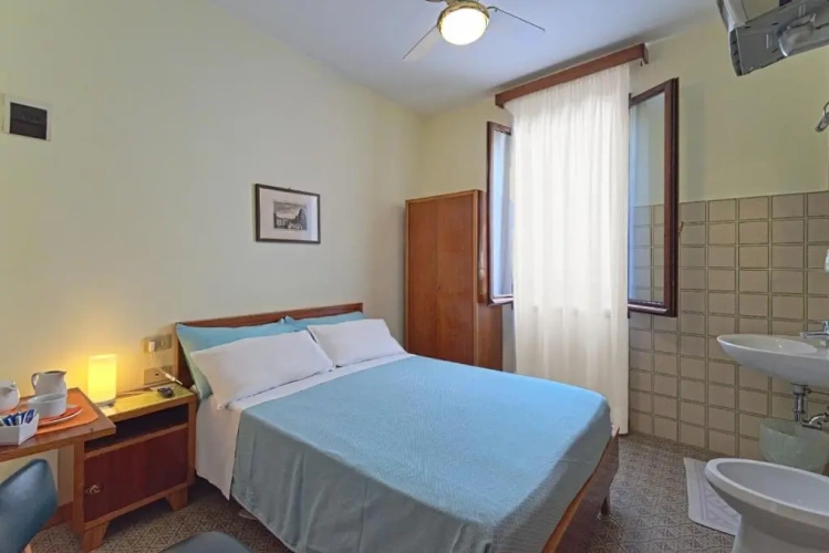 Standard Triple room with balcony and with view