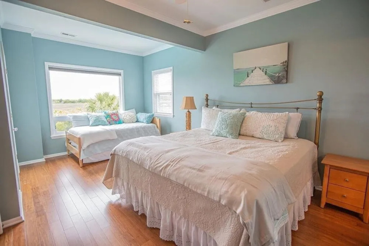 Ancora 4 Bedroom Home by Redawning