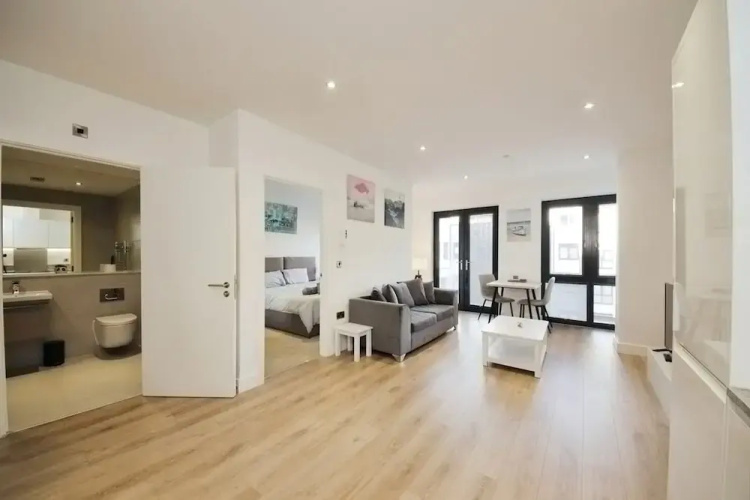 Comfort 1 Bedroom Apartment in Central Solihull