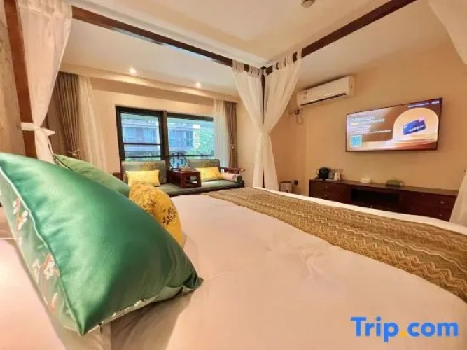 2 Bedrooms Family Suite