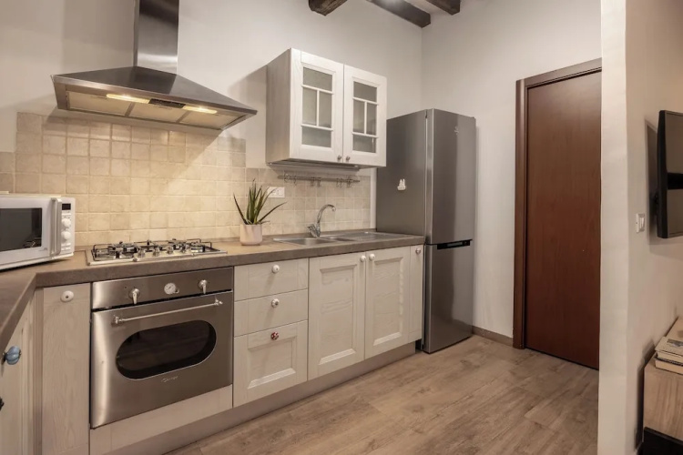 Laurel Apartment by Mmega