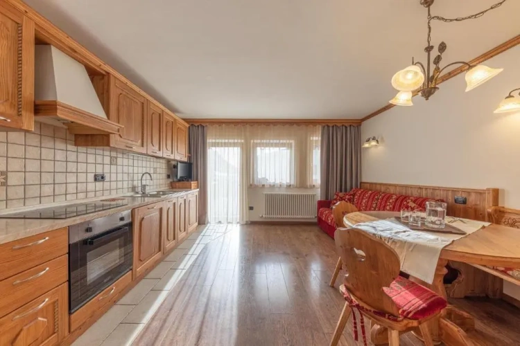 2 Bedrooms Apartment