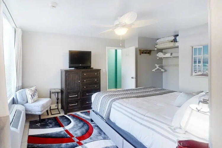 Double Club Studio with balcony and with city view