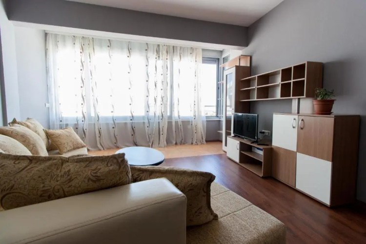 Art I Apartments