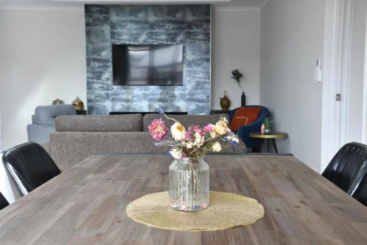 Stellar Apartment