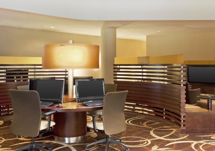 Sheraton Indianapolis Hotel At Keystone Crossing photo 17