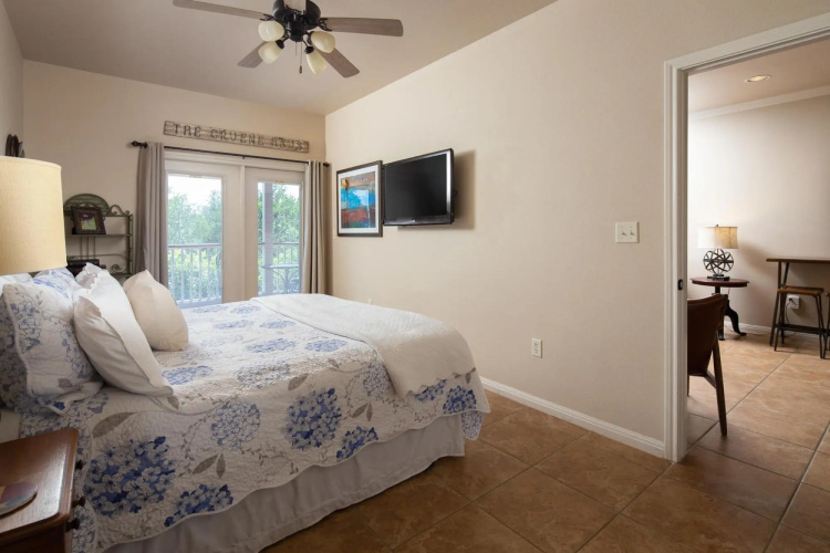 Parker River Haus VG 106