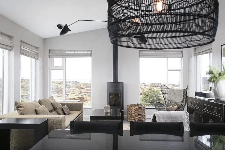 Cabin by the Sea