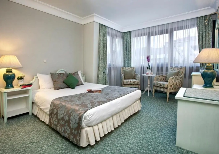 1 Bedroom Apartment