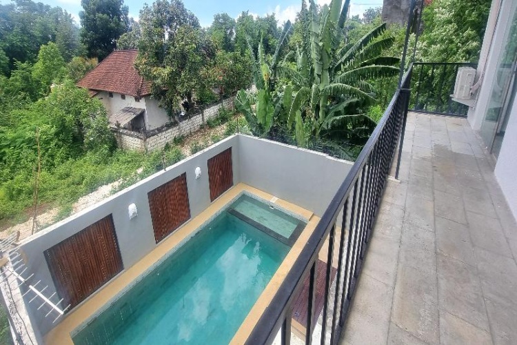 3 Bedrooms Villa with balcony