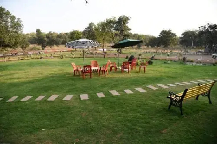 Ali'S Arcadia Resort
