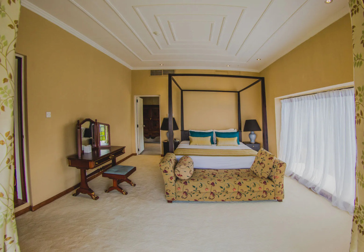 Hunas Falls Hotel