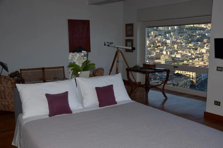 Suite 52