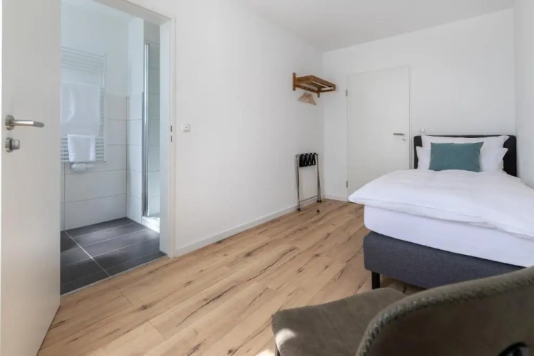 Standard Single room