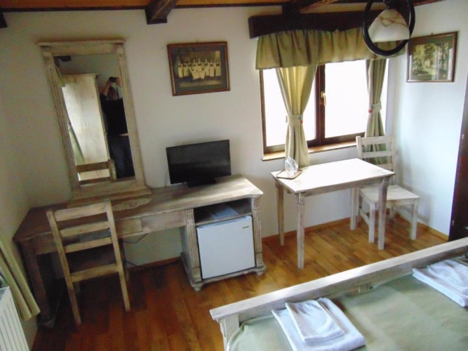 Standard Triple room