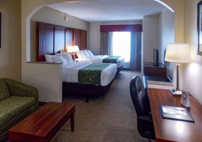 Quadruple Suite