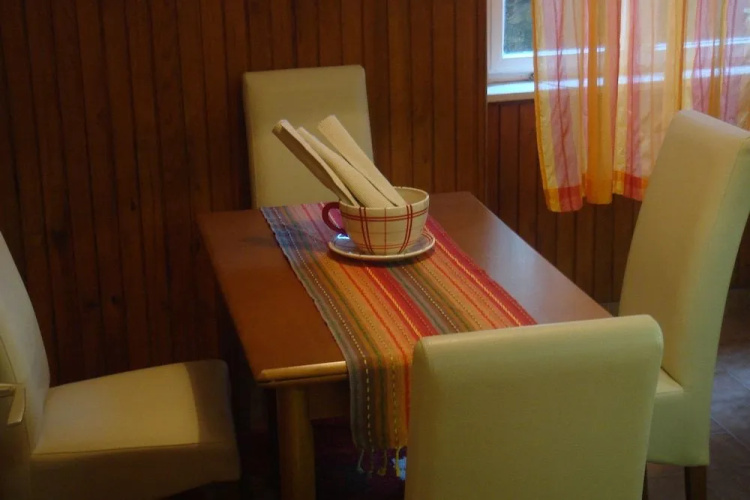 Anmar Apartments