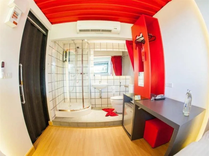Little Box Hotel
