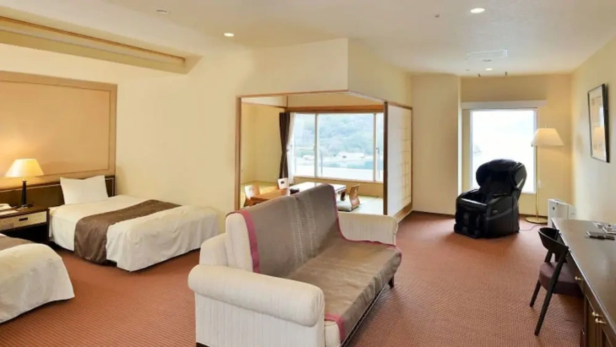 Semi-Suite