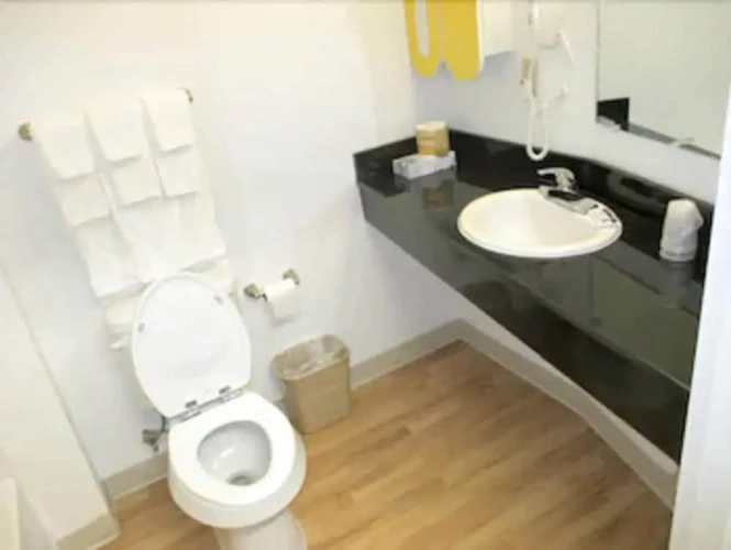 Standard Double Suite