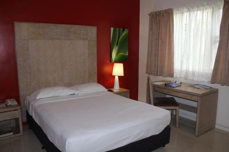 Gateway Hotel