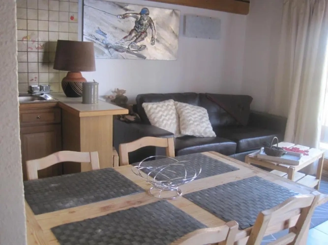 1 Bedroom Apartment with balcony