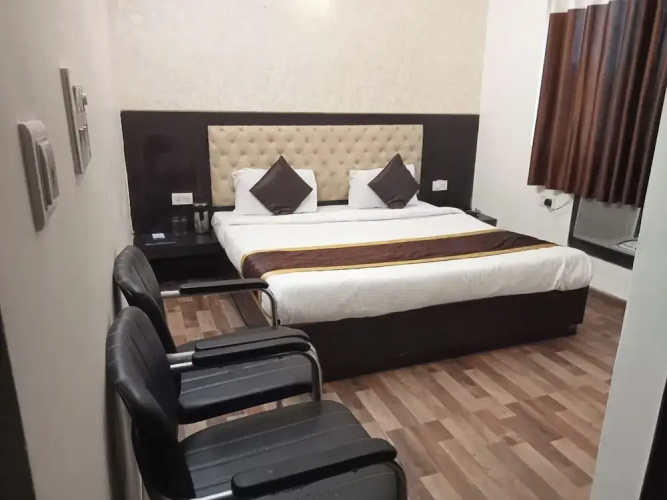 Click Collection Sparsh, Bareilly