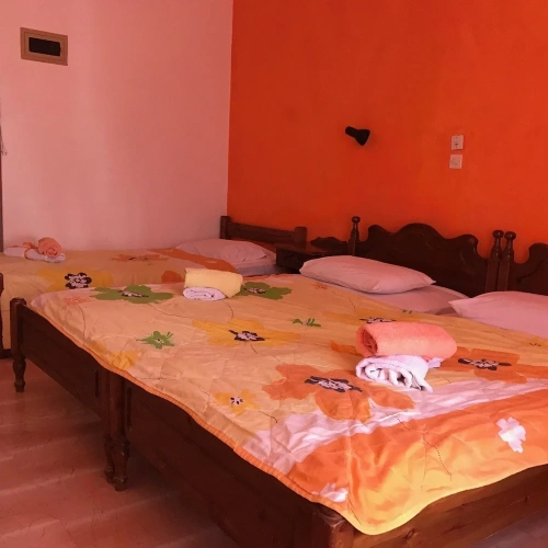 Standard Triple room with balcony