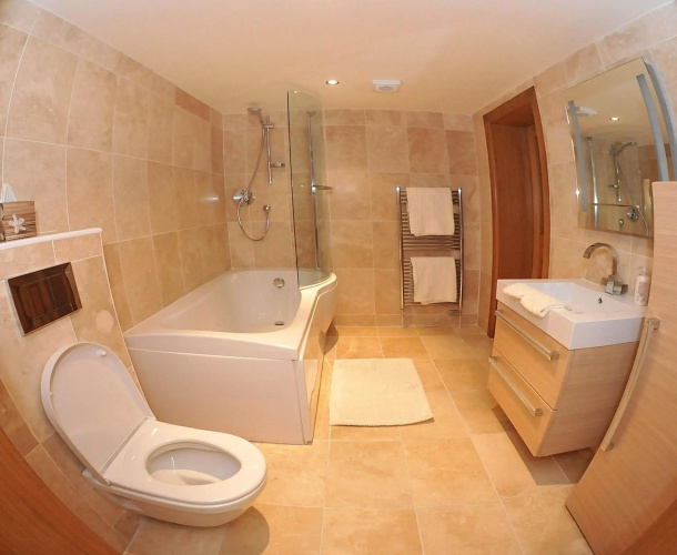 Kingsview Apartment